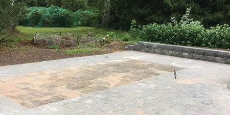 Paving slabs base for garden room